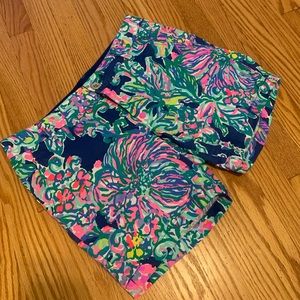 Lilly Pulitzer Jayne Shorts Like New Size 10